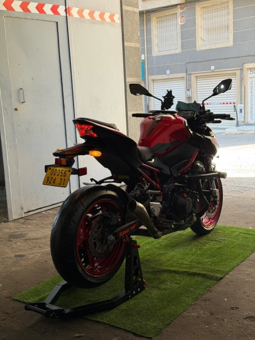 Kawazaki Z900 2024