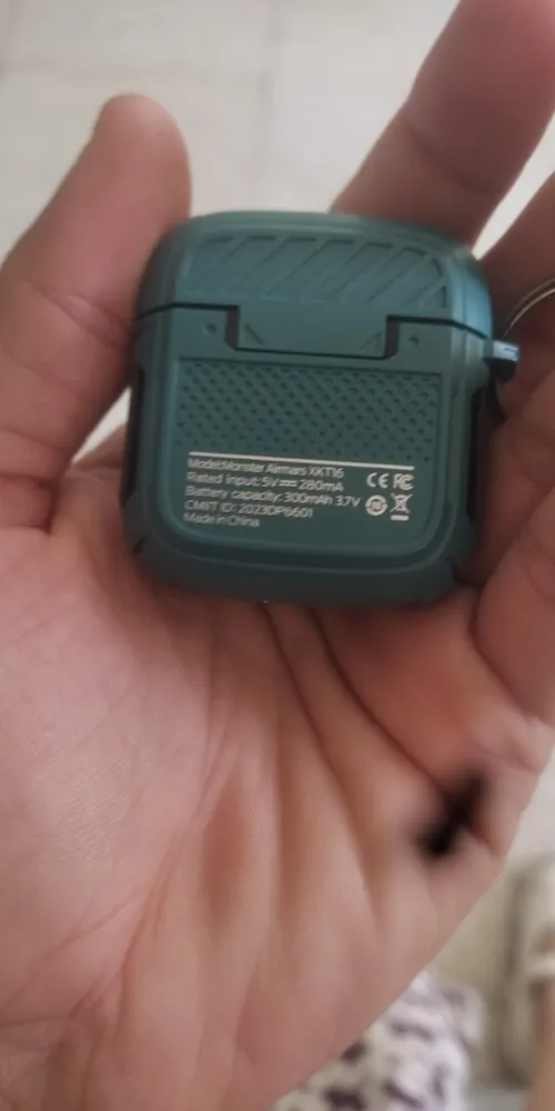 Earbuds 