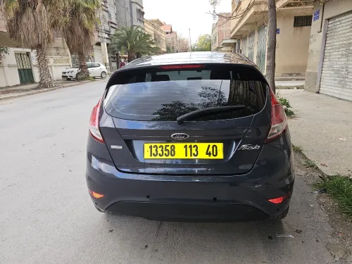 Ford Fiesta 2013 Trend Look