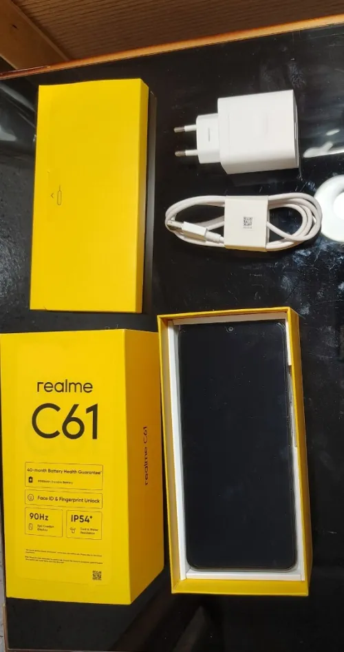 Realme C61