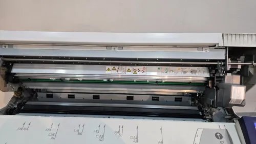 Tireuse de plan xerox 6204