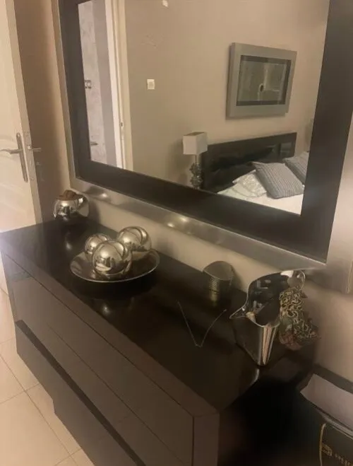 Chambre à coucher en très bon état à vendre à bon prix pour cause de déménagement