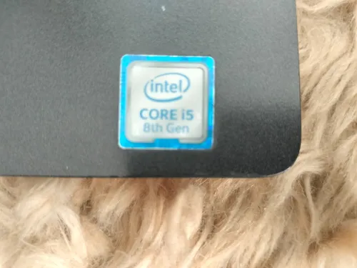 DELL LATITUDE 5300 i5/8 eme ram 8g ddr4 ssd 256g mvme