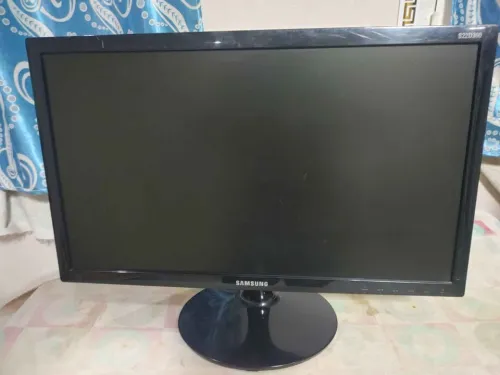Ecran samsung s22D300 22 pouces Hdmi 1080