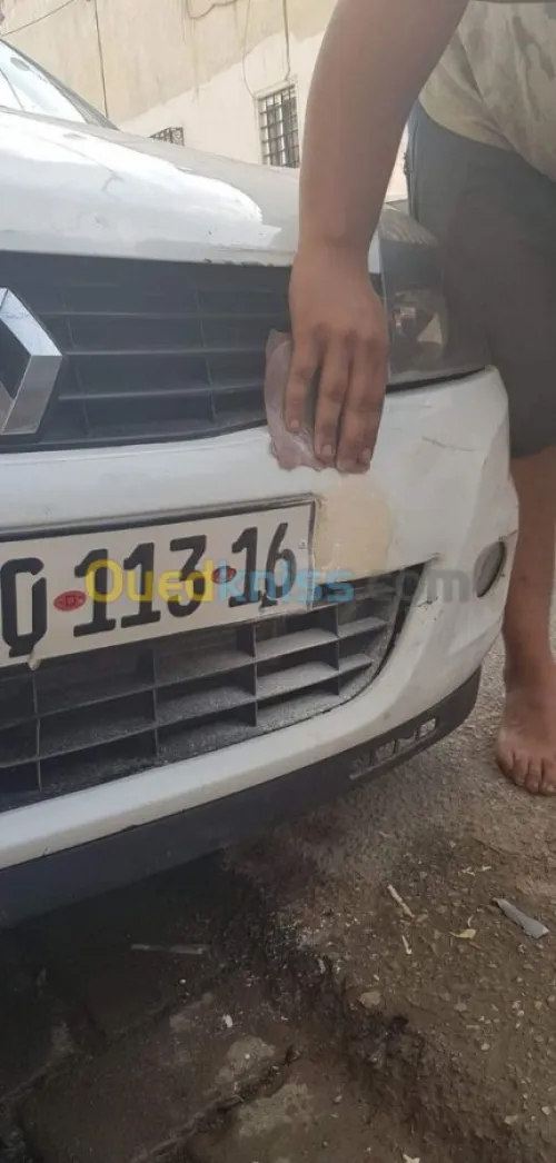 habillage auto pose fumée