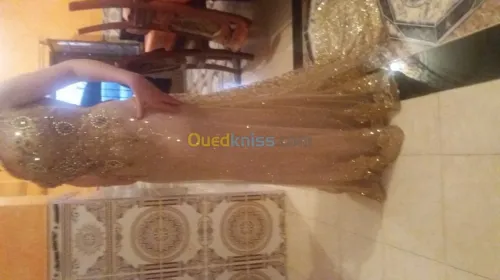 Location Mélange de tenues pour les fêtes 