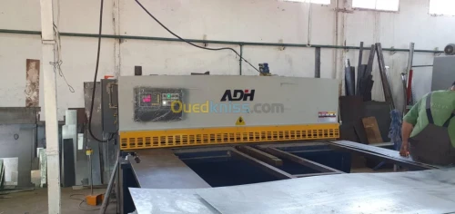 Guillotine  2.5m découpe 6mmm