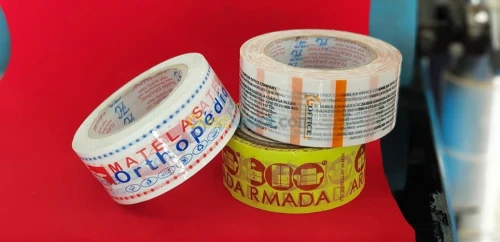 Fabrication de scotch emballage.