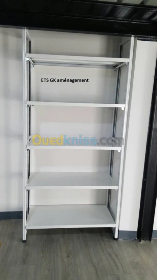 Rayonnage métallique 
