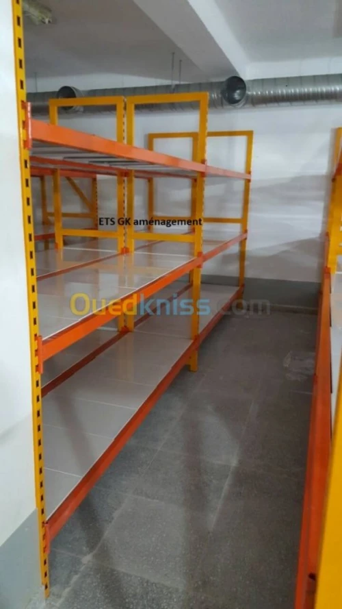 Rayonnage métallique 