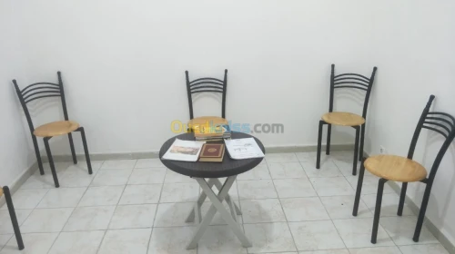 حجامة وأعشاب طبية و التدليك الطبيعي