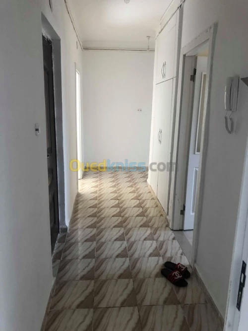 Echange Appartement F4 Blida Bouinan