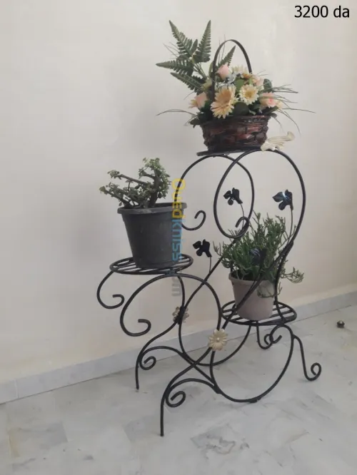 Supports pots
