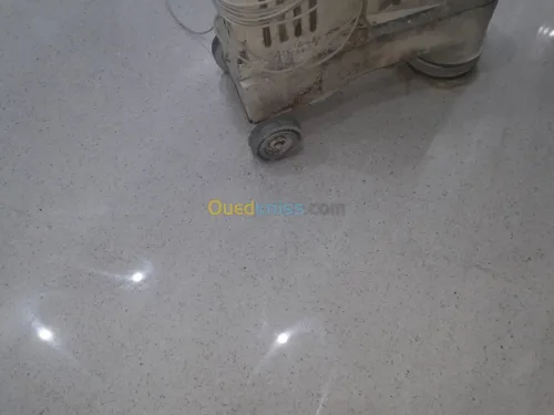 Poncage - lustrage et nettoyage 