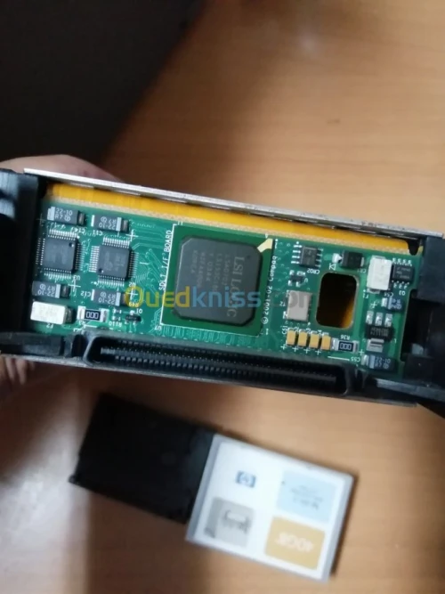 SCSI HP storageworks DAT40 DDS4