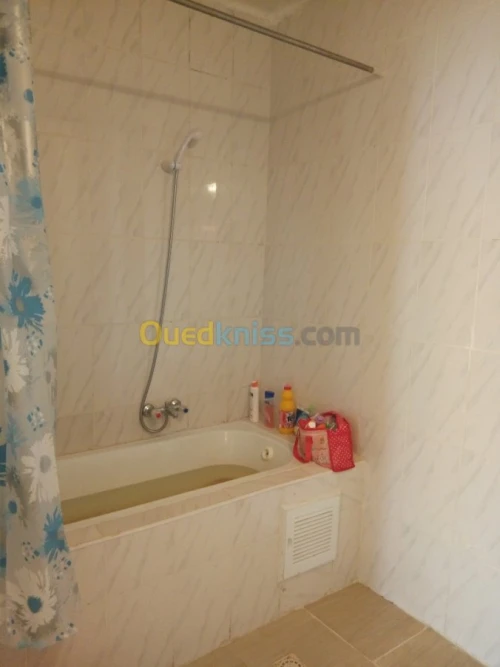 Location Appartement F3 Bejaia Beni ksila