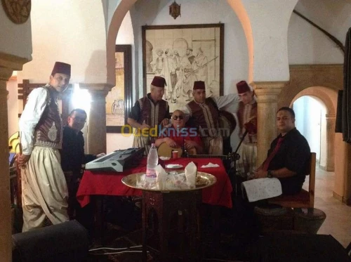 Orchestre(es) variétés avec chanteurs 