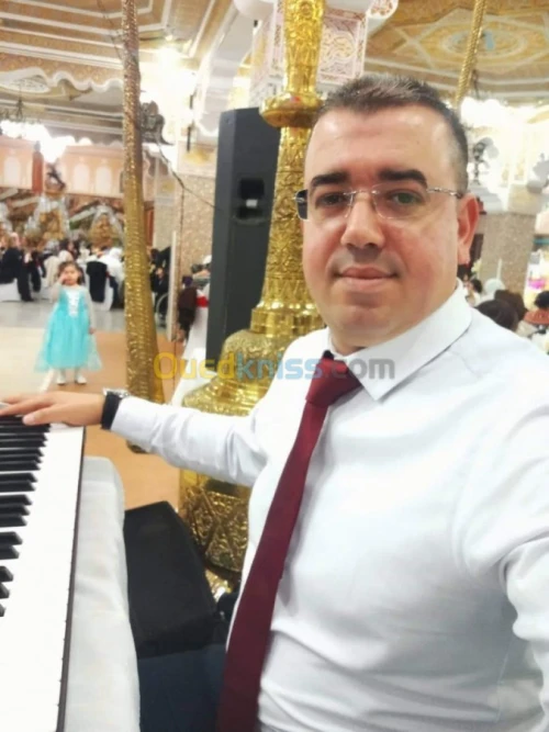 Orchestre(es) variétés avec chanteurs 