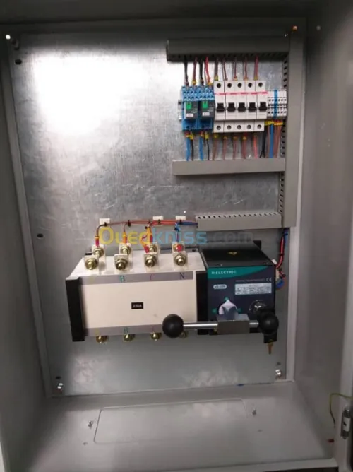 Inverseur de source motorise SOCOMEC 