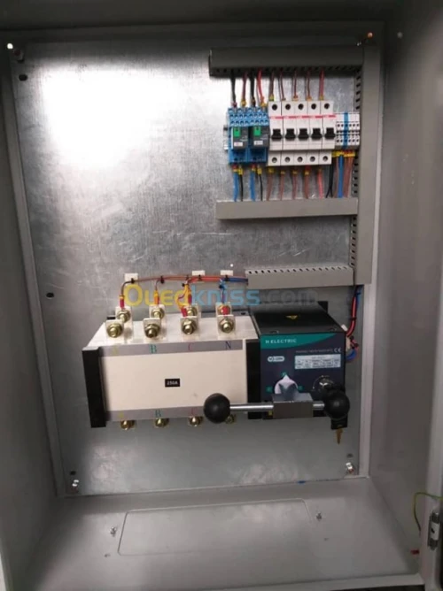 Chargeur de batterie 12/24V DATAKOM EM