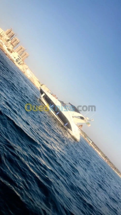 Location de bateaux et yacht de luxe 