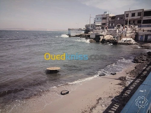 Location Niveau De Villa F8 Oran Marsat el hadjadj