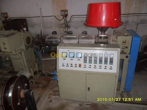 Machine d'extrusion