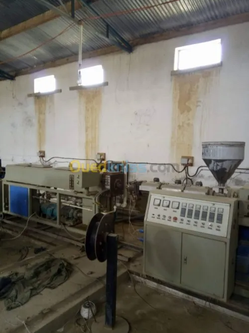 Machine d'extrusion