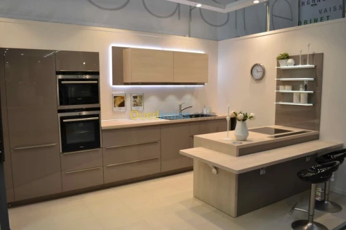 Cuisines sur mesure.