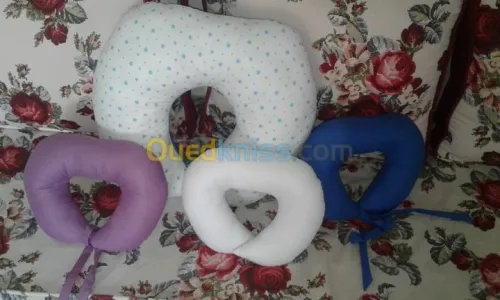 coussin d'allaitement +Coussin voyage