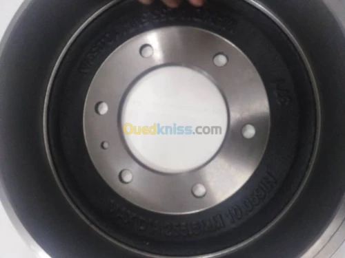 TAMBOUR DE FREIN ARRIERE ISUZU D-MAX