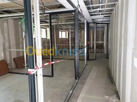 Mur rideau et Alucobond 