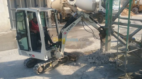  location Mini pelle للكراء