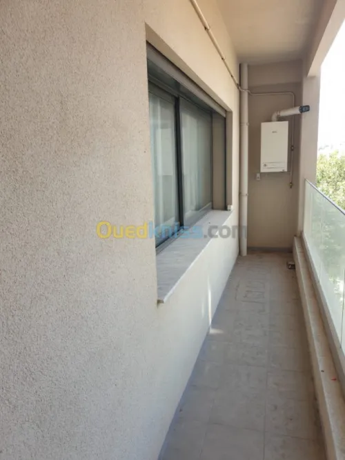 Location Appartement F4 Alger Said hamdine