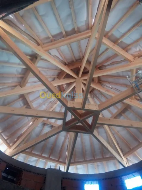  charpentier en bois , plan 3D