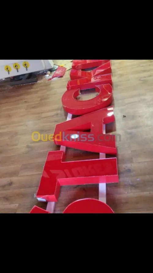 Fabrication panneaux lumineuse et tind
