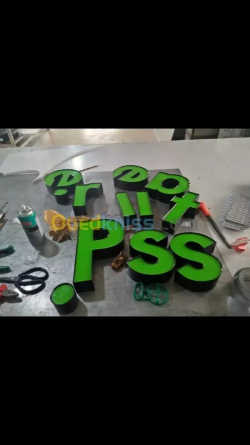 Fabrication panneaux lumineuse et tind