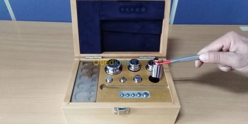 TROUSSE ISOTHERMIQUE et TROUSSE PREMIER SECOUR