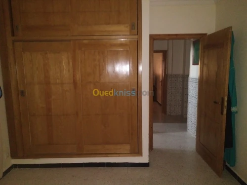 Vente Appartement F3 Annaba Sidi amar