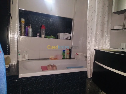 Vente Appartement F3 Annaba Sidi amar