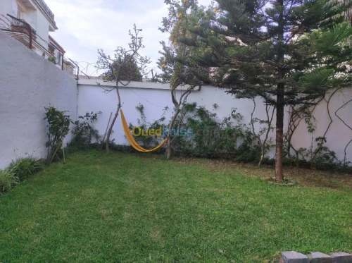 Location vacances Appartement Niveau de villa F2 Alger Dely brahim