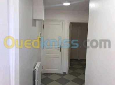 Location vacances Appartement Niveau de villa F2 Alger Dely brahim