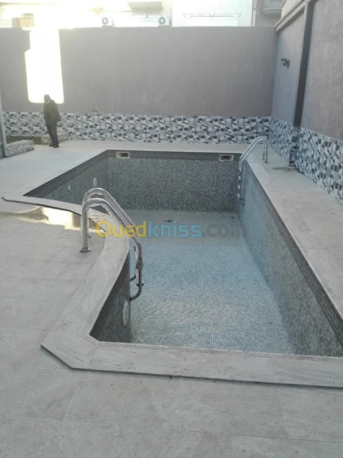 couvercle bachea barres  piscine  