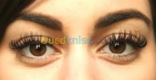 EXTENTIONS DE CILS A CILS