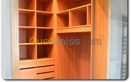 Meubles et menuiserie en bois