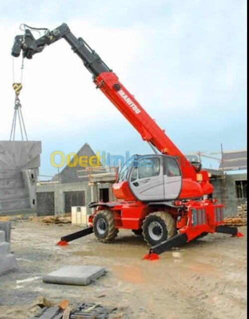 Location manitou rotatif télescopique 