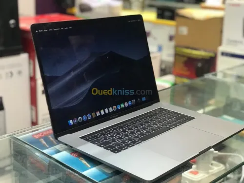 MACBOOK TOUCHBAR 2017 i7 16G 512 AMD 