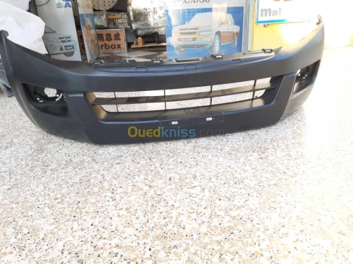 PARE CHOC AVANT ISUZU D-MAX 2015