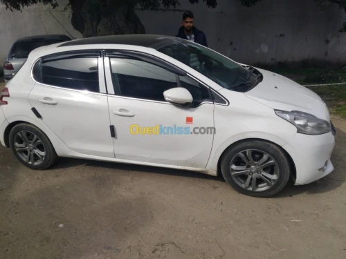 كراء السيارات بدون سائق Ardicars عثماني