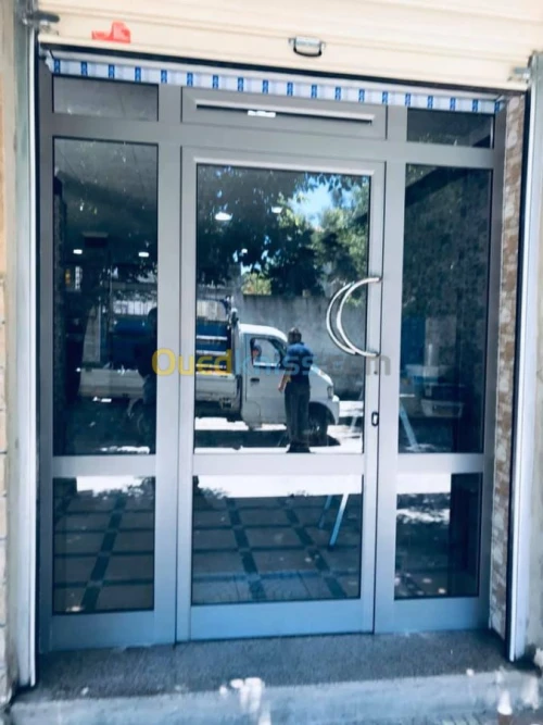 menuiserie aluminium,vitrines,PVC,Mur 